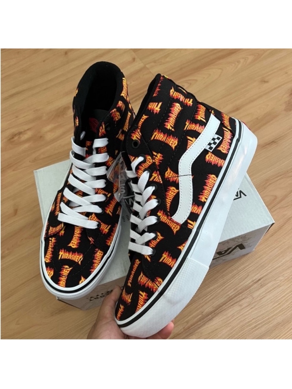 Vans Thrasher x Vans Sk8-hi
'Black Yellow' VNOA5FCCBML
Women Size 9.5 US